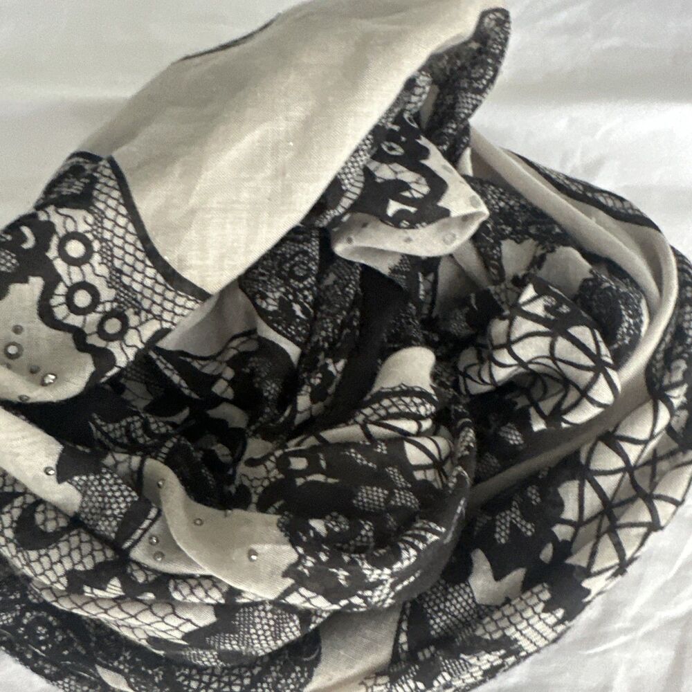 Skull Scarf Square 45" Boho Halloween - Picture 11 of 12